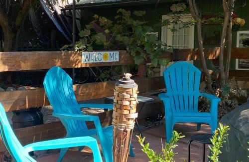 Miramonte Maison | Shady Creekside Cabin