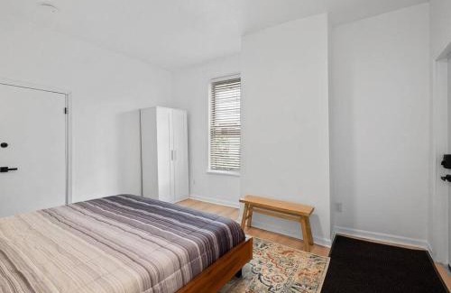 Shadyside Appartement | Shadyside, Central !1 Spacious & Modern 1 Bedroom with Parking