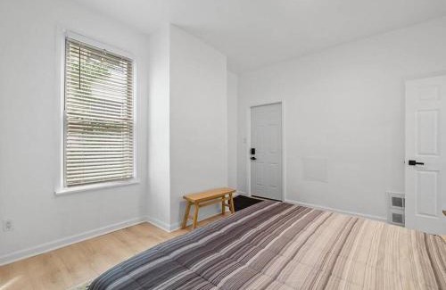 Shadyside Appartement | Shadyside, Central !1 Spacious & Modern 1 Bedroom with Parking