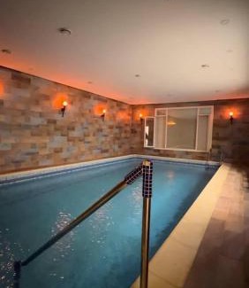 Al Khiran Chalet De Ski | Shaleeh 285 شاليه العائلة