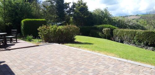 Arvagh Maison | SHALOM - IN THE HEART OF THE LAKES