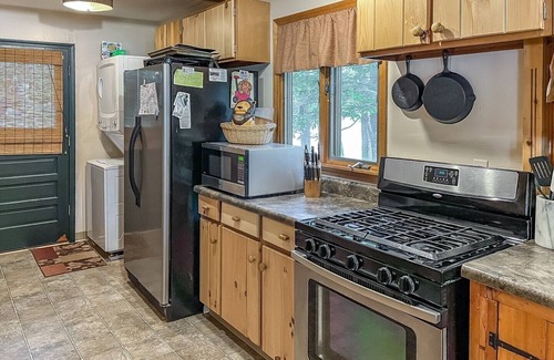Old Forge Maison | Shamrock Shores on 4th Lake