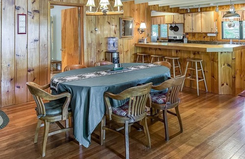 Old Forge Maison | Shamrock Shores on 4th Lake