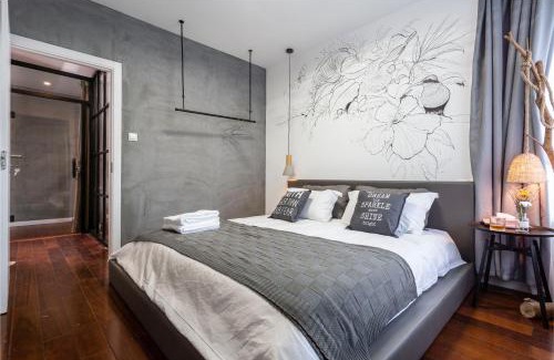 Pudong Appartement | Shanghai Hills&Chuanyu Inn- Line2,7,16,18 Near SNIEC & Maglev Longyang Road Station