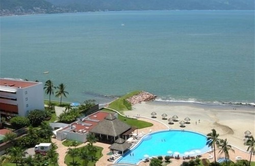 Marina Vallarta Copropriété | Shangri-La Beachfront 2 Story 5 Bedroom 4000 Sq. Ft. Penthouse