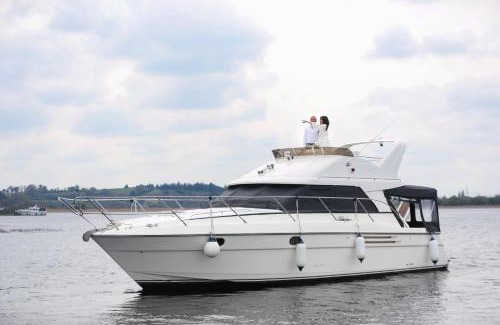 Athlone Location De Bateaux | Shannon River Escape in the center of Athlone