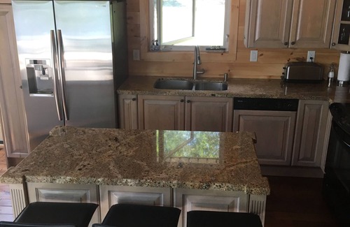 Sharbot Lake Cottage | Sharbot Lake Waterfront Loft Cabina