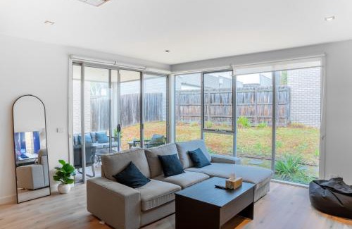 Bundoora Maison | Shared House in Melbourne