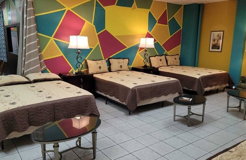 Hato Rey Central Appartement | Shared Unit just 10 minutes from Airport,Bedroom 3
