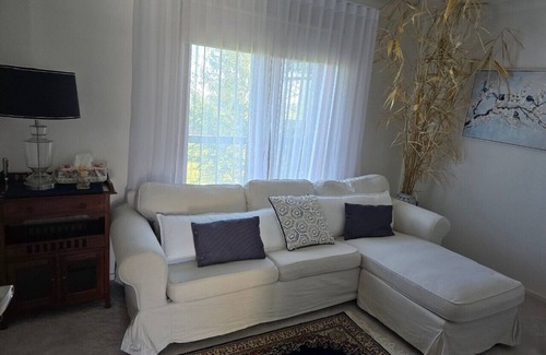 Majors Creek Autre | Sharjon peaceful private retreat with sweeping views of Tallagandra mountains