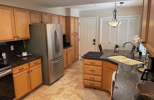 McCormick Ranch Copropriété | Sharply decorated 2-bedroom condo with great views in lovely Scottsdale
