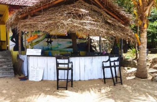 Pottuvil Division 2 Station Balnéaire | Shashini Beach Resort