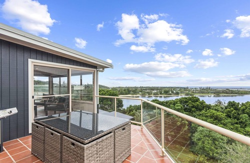 East Ballina Maison | Shaws View - Spectacular Bay Views