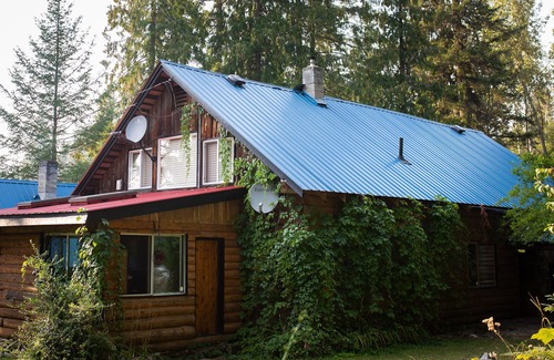 Mara Maison | Shea's Utopia in beautiful Mara lake BC