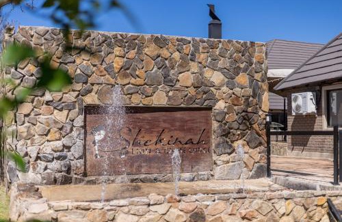 Behoudeniskloof Cabine | Shekinah Lion & Game Lodge