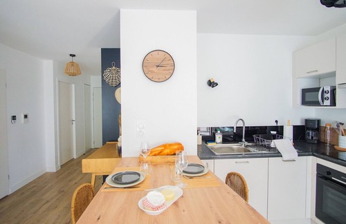 Concarneau Appartement | -SHELBY- T2 ARRIÈRE CORNICHE PARKING ET TERRASSE