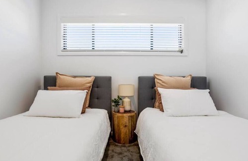Shell Cove Maison | Shell Cove Comfort by Links Golf Course & Marina
