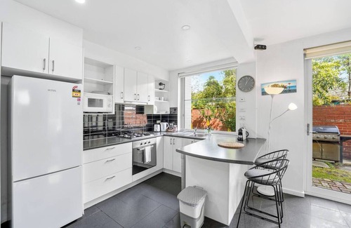 St Kilda Appartement | ShelleyStayz on Shakespeare