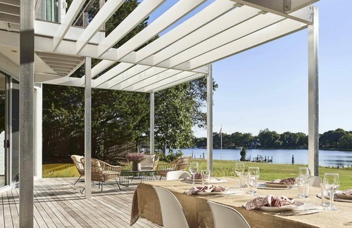 Menantic Creek Maison | Retraite au bord de l'eau au soleil sur l'île Shelter!