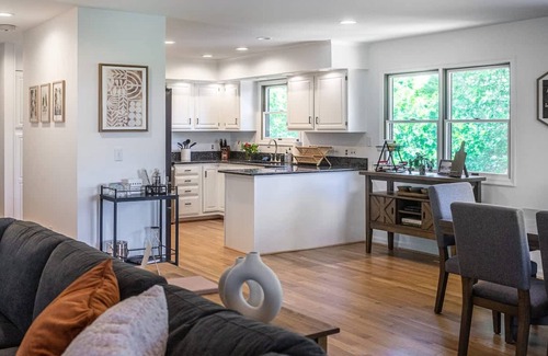 Goshen Maison | Shenandoah Retreat - Family Home