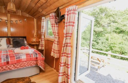 Llandovery Maison | Shepherd's Cwtch