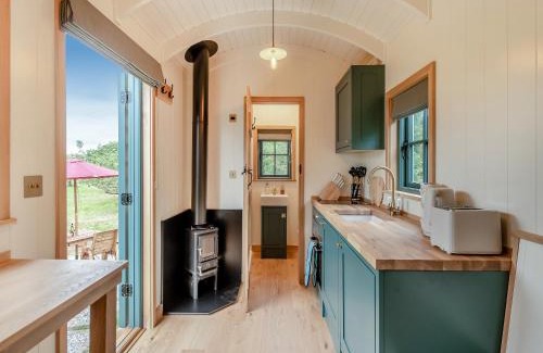 North Weald Maison | Shepherd's Retreat
