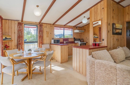 Pauanui Maison | Sheppard's Rest - Pauanui Holiday Home