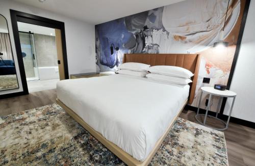 Laval Hôtel | Sheraton Laval Hotel