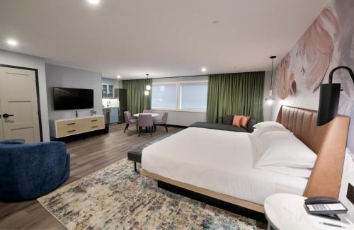 Laval Hôtel | Sheraton Laval Hotel