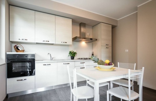 Moltrasio Appartement | A two-bedroom spacious apartment with unrivaled lake views and a garden.