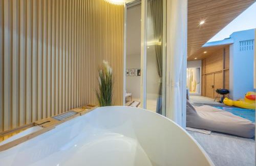 Chonburi Maison | SHIN Lalynn Pool Villa