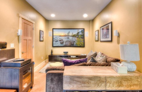 Country Club Estates Maison | Shining Shire