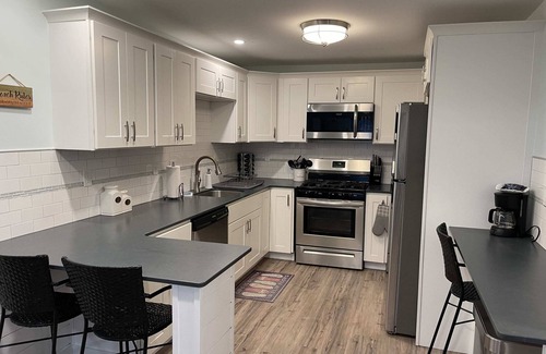 Ship Bottom Appartement | Ship Bottom LBI Apt B- 1 Block from the beach