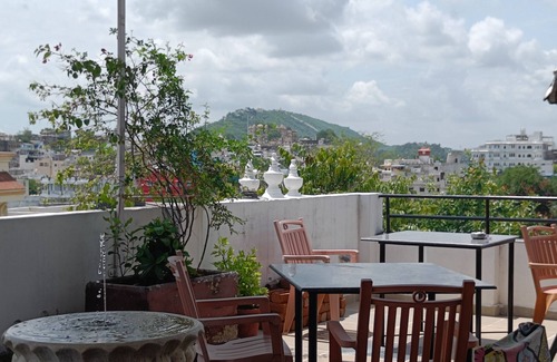 Lake Swaroop Sagar Maison | Shiv villa homestay