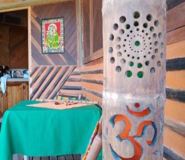 San Carlos Cabine | Shiva's Temple
