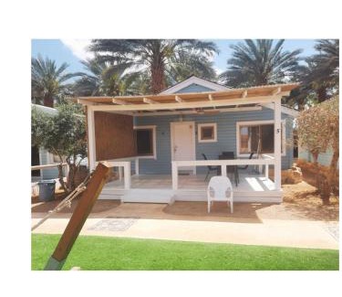 Tzofar Cabine | Shkutai Hottub Arava