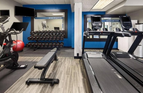 Maple Grove Maison | Shops, golf, and the outdoors in Maple Grove