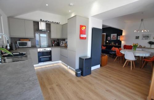 Anstruther Maison | Shore Cottage Anstruther- stylish home by the sea