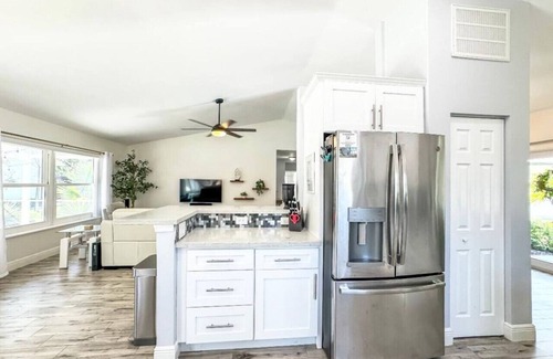 Lake Ida Shores Appartement | Shore & More — 5BR home in the Heart of It All