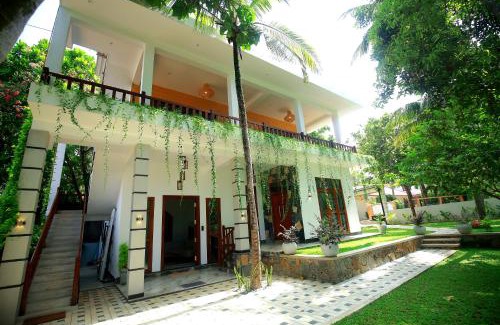 Nilwella Maison | Shoreline House Hiriketiya