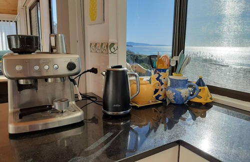Culburra Beach Maison | Shores Couples Winter Escape