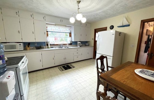 Blacks Harbour Cottage | Short access to ATV Trail systems! Gorgeous 20min Coastal drive to New River Beach!
