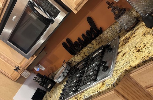 Marion Maison | Short and long term rental. Less than 10 minutes from downtown Memphis , TN
