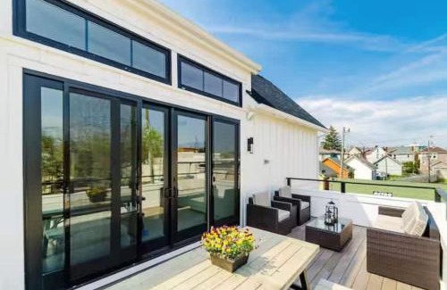 Italian Village Maison | Short North Convention Garage Parking!