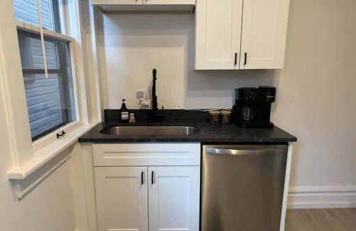 Short North Maison | King Bed - Free Parking - Short North- Convention