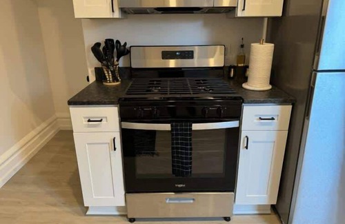 Short North Maison | King Bed - Free Parking - Short North- Convention