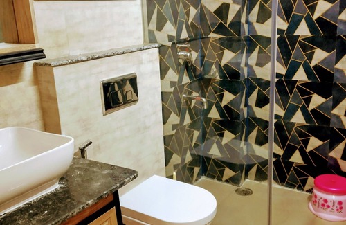 Malviya Nagar Maison | Short Stay Apartment Saket ( Max)