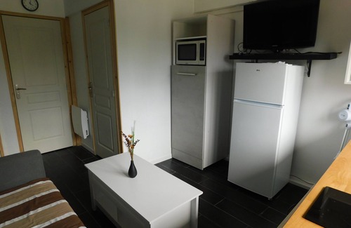 Le Trait Appartement | Location de courte durée de studio meublé (n° 4)