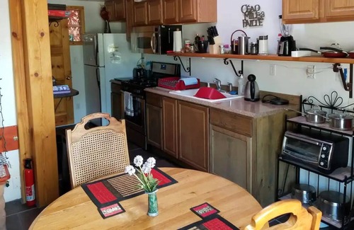 Ojo Caliente Maison | Short Walk From Ojo Hot Springs