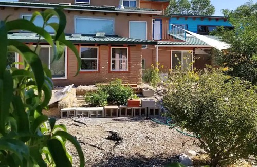 Ojo Caliente Maison | Short Walk From Ojo Hot Springs